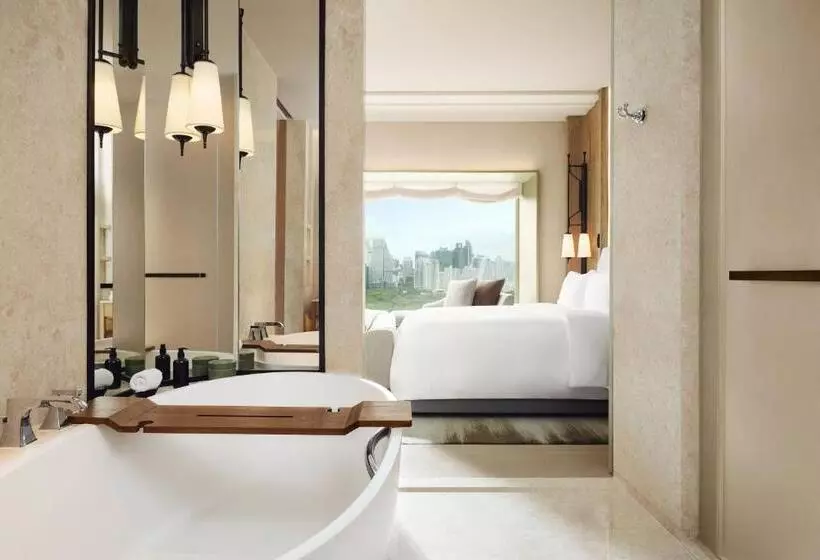 هتل Dusit Thani Bangkok