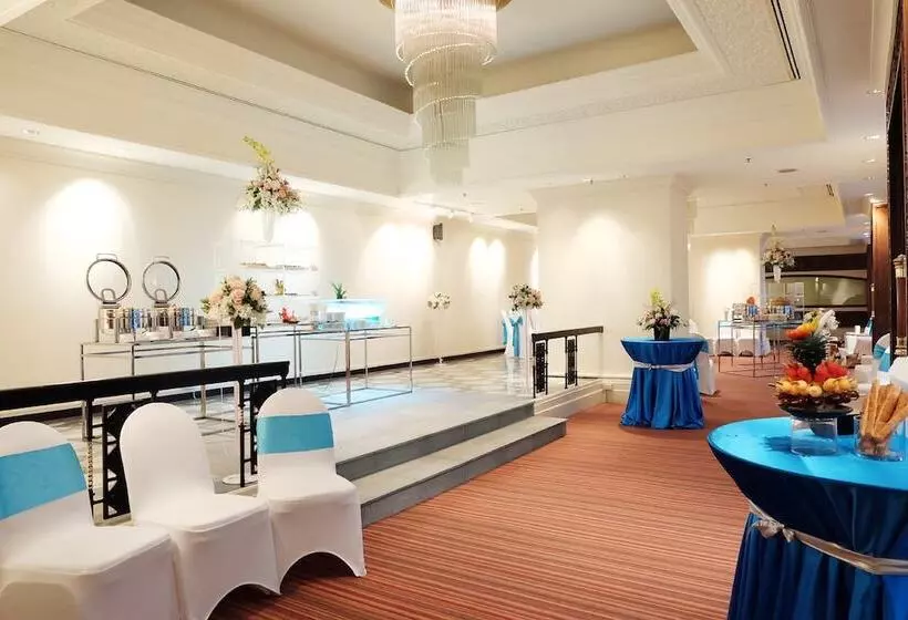 Hotelli Holiday Inn Bangkok Silom, An Ihg