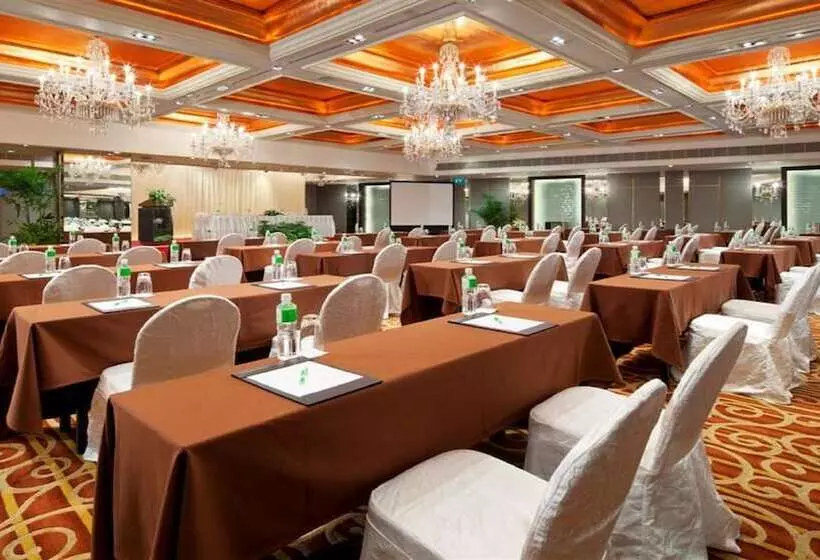 Hotelli Holiday Inn Bangkok Silom, An Ihg