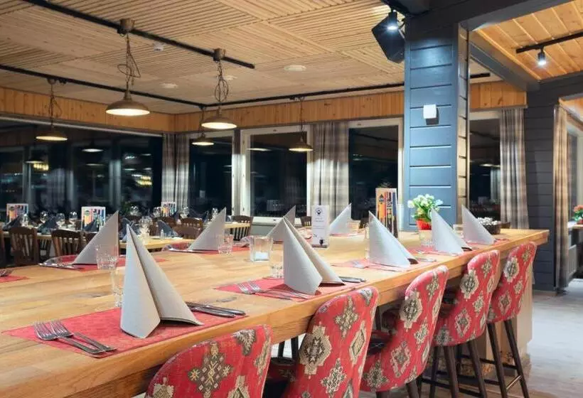 هتل Jeris Lakeside Resort