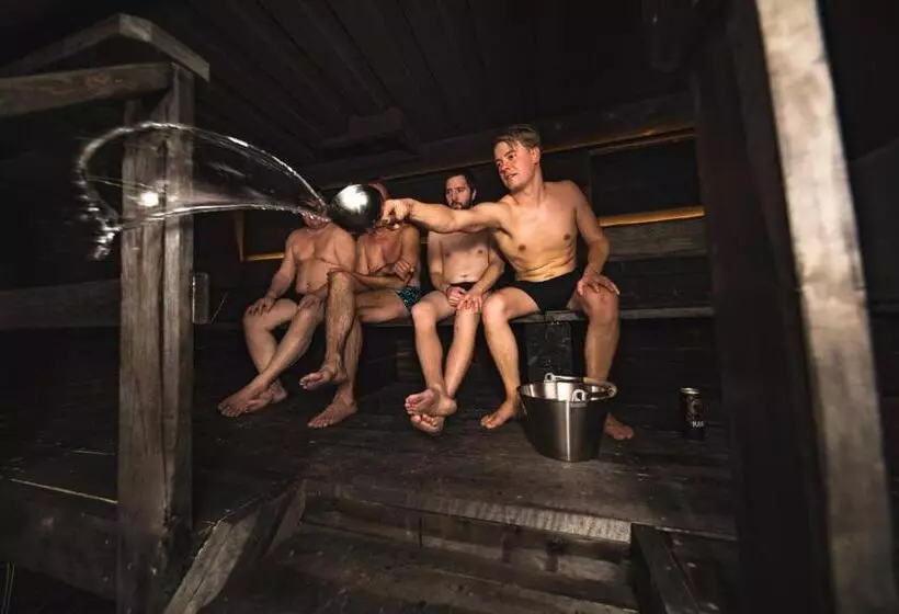 هتل Jeris Lakeside Resort