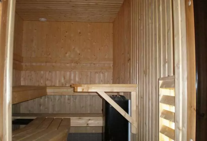 בית מלון כפרי Li Pellonhovi