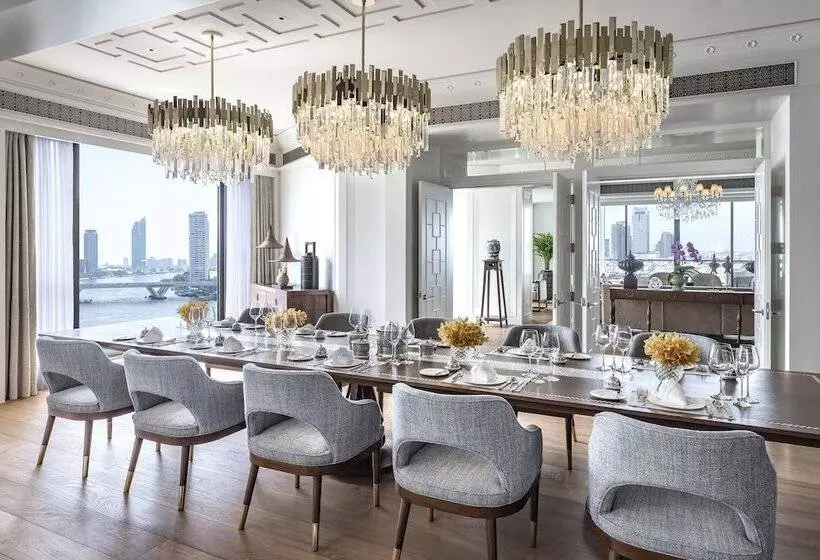 בית מלון כפרי Mandarin Oriental, Bangkok