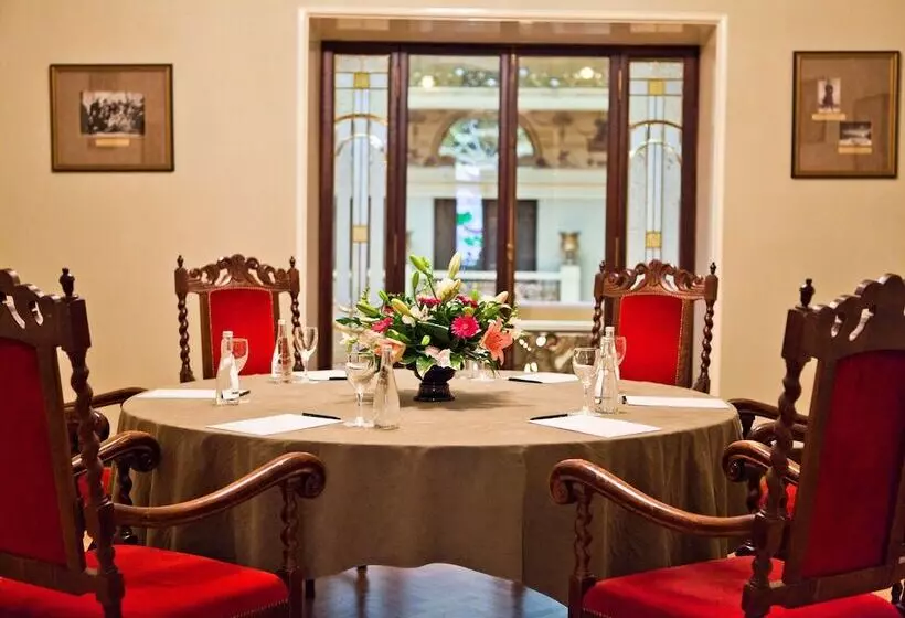 هتل Metropol  Moscow