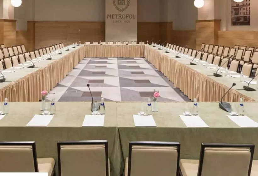 هتل Metropol  Moscow