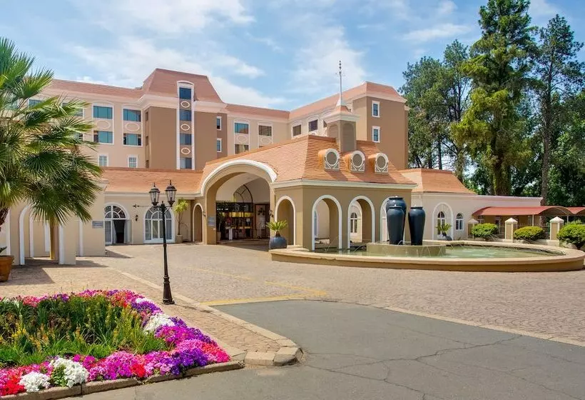 Hotel Riviera On Vaal Resort