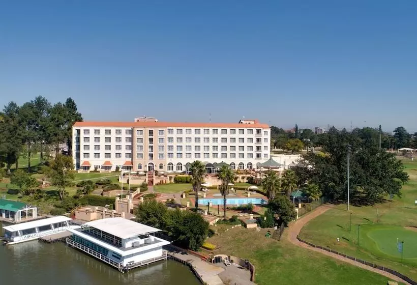 Hotel Riviera On Vaal Resort