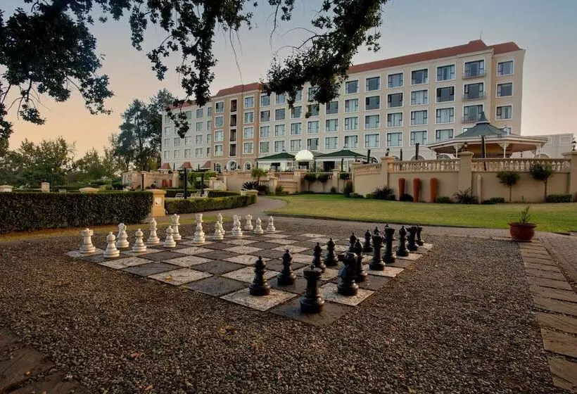 Hotel Riviera On Vaal Resort