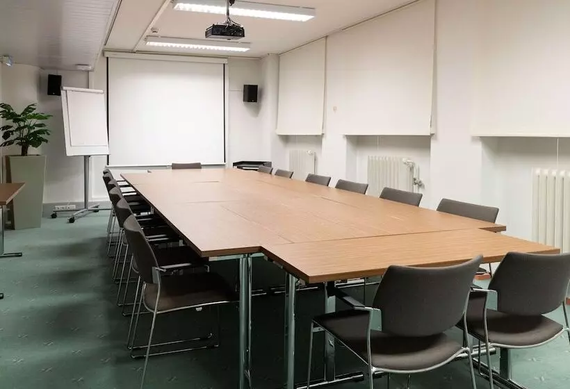 هتل Scandic Aulanko