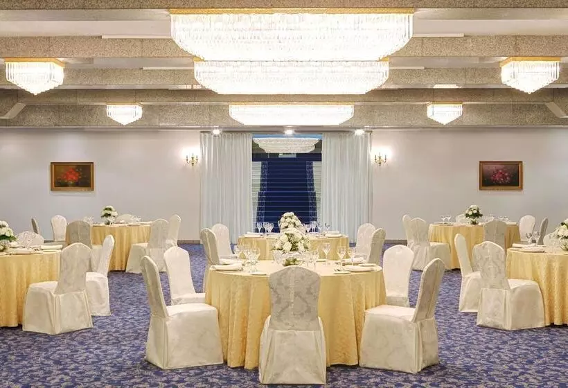 Sheraton Jeddah Hotel Saudi Brothers Commercial Company Branch