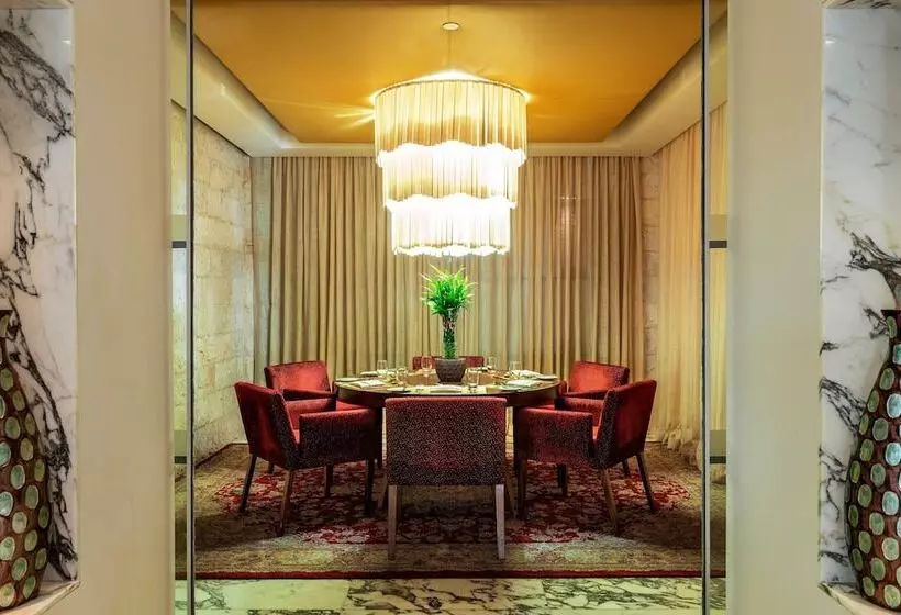 Sheraton Jeddah Hotel Saudi Brothers Commercial Company Branch