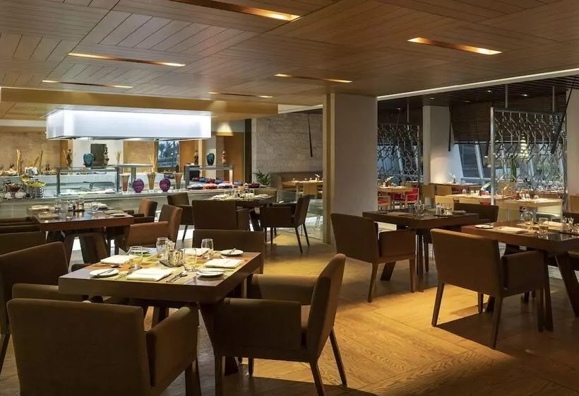 Sheraton Jeddah Hotel Saudi Brothers Commercial Company Branch