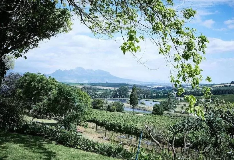 בית מלון כפרי The Devon Valley