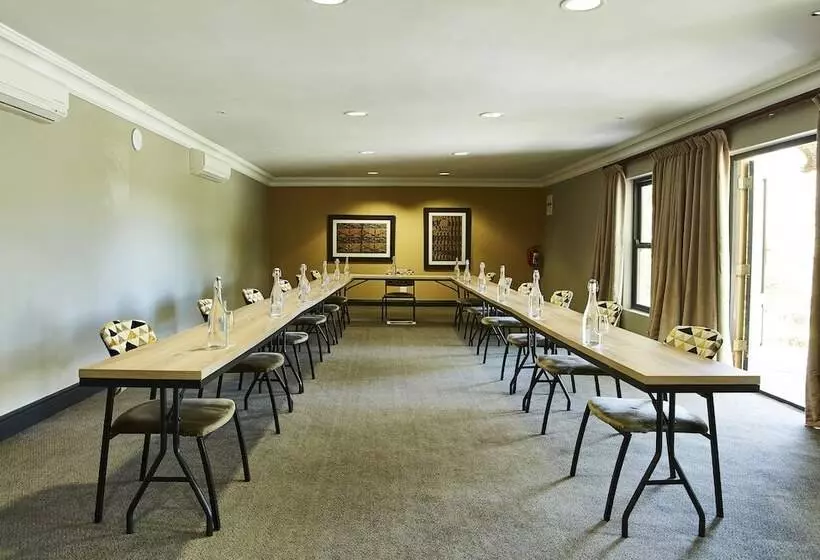 בית מלון כפרי The Devon Valley