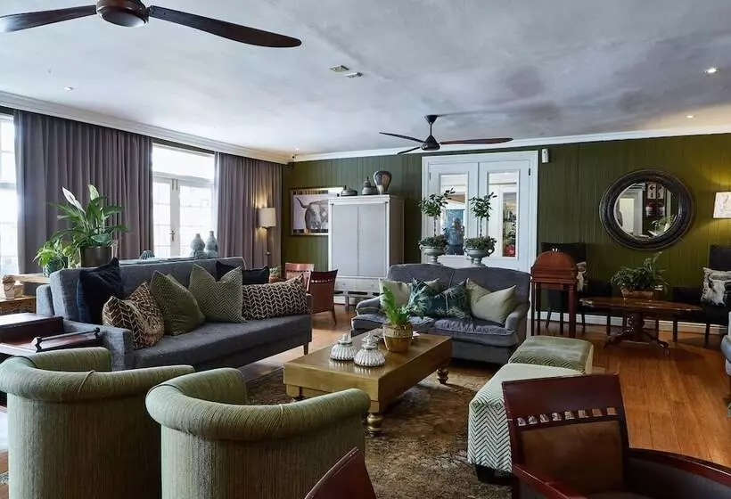 בית מלון כפרי The Devon Valley