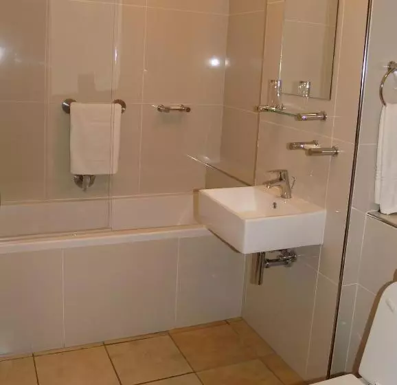 Salt Rock Hotel And Beach Resort