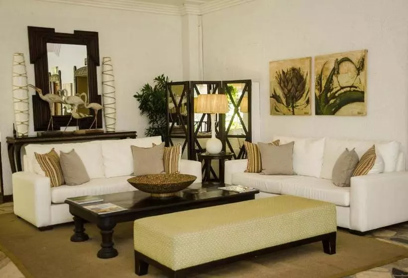 Salt Rock Hotel And Beach Resort