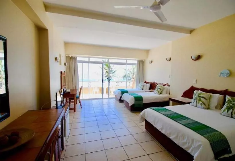 Salt Rock Hotel And Beach Resort