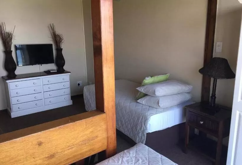 Salt Rock Hotel And Beach Resort