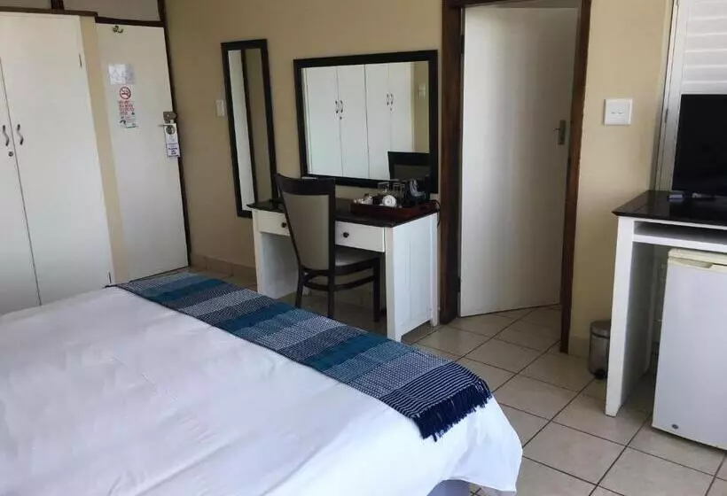 Salt Rock Hotel And Beach Resort