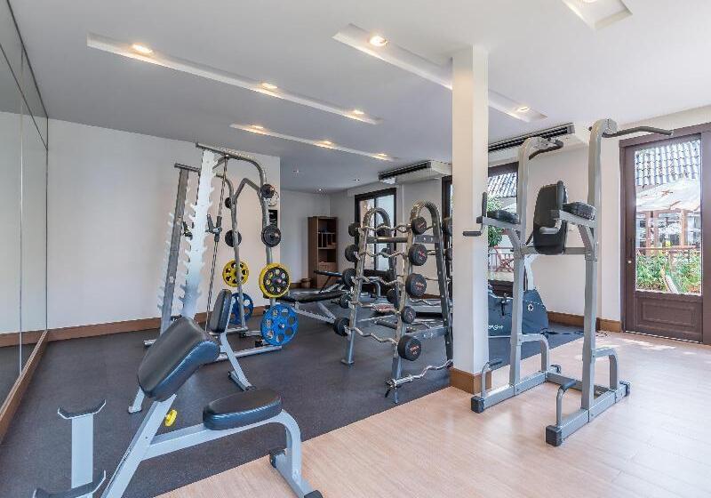 Woodlands Hotel And Resort Pattaya