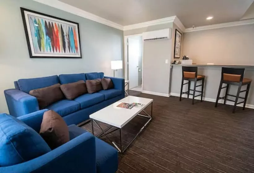 Alexis Park All Suite Resort