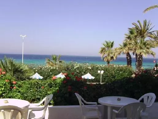 Otel Abou Nawas Nejma