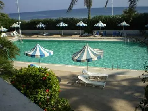 Otel Abou Nawas Nejma