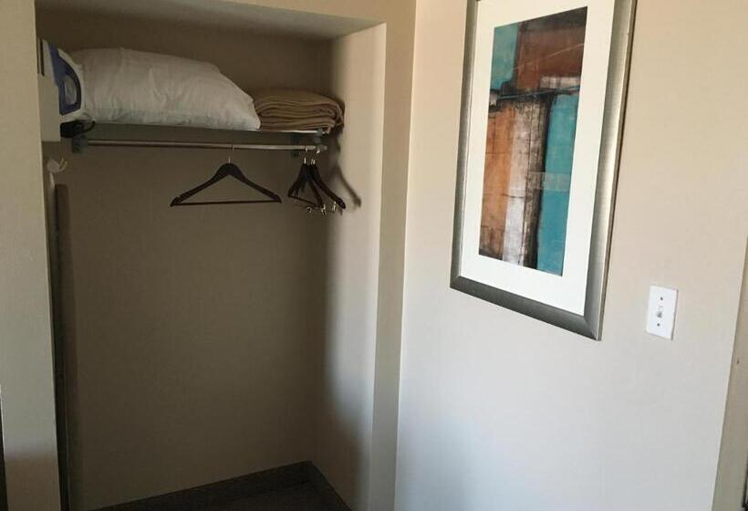 هتل Allen Park Motor Lodge