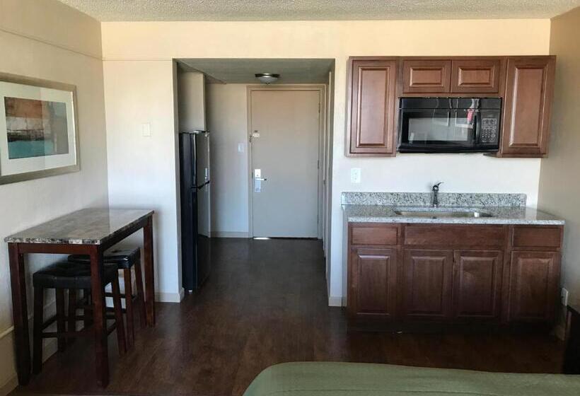 هتل Allen Park Motor Lodge