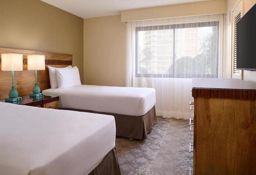 فندق Aston Waikiki Beach Tower