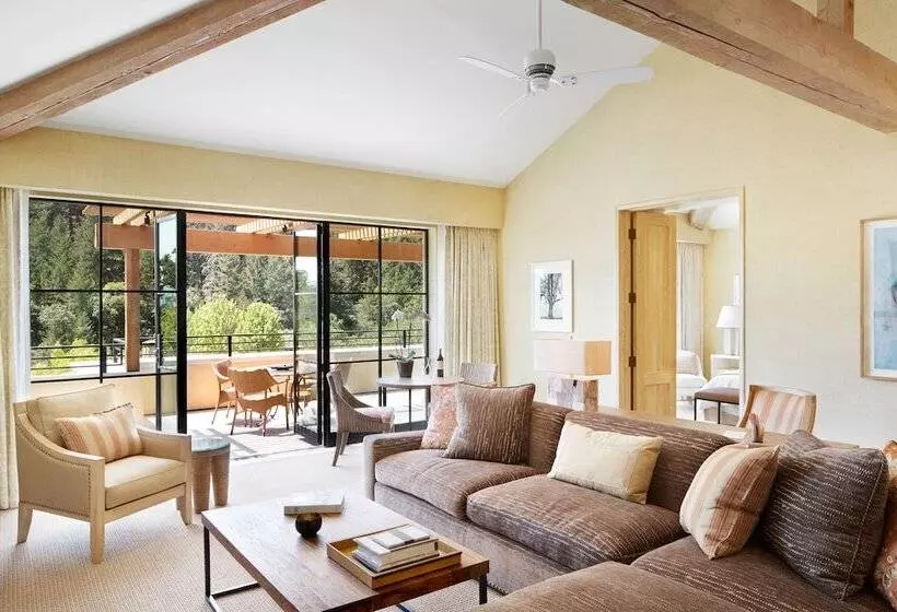 ホテル Auberge Du Soleil