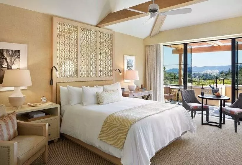 ホテル Auberge Du Soleil