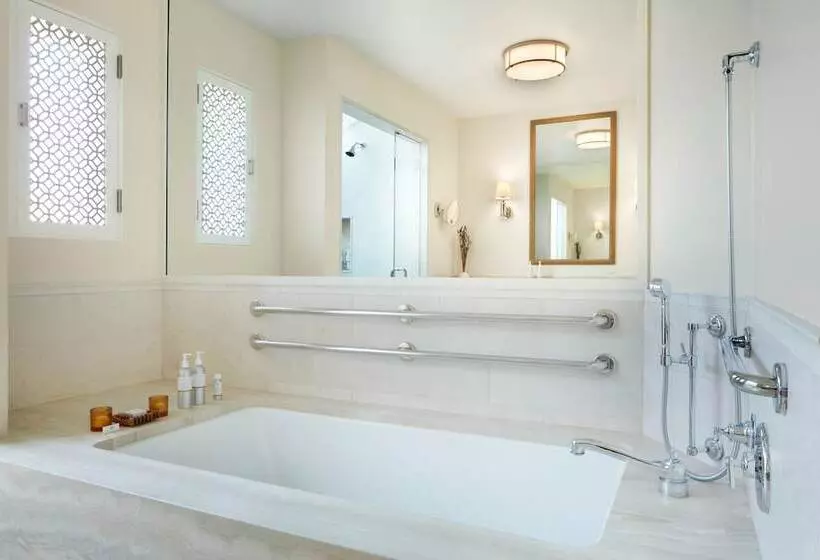 ホテル Auberge Du Soleil