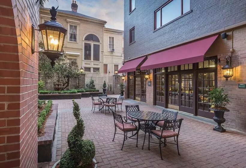 فندق Club Wyndham Avenue Plaza