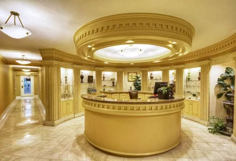 فندق Club Wyndham Avenue Plaza