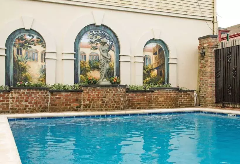 فندق Club Wyndham Avenue Plaza