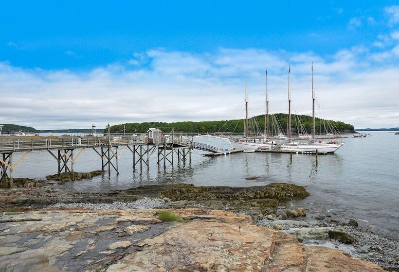فندق Bar Harbor Inn
