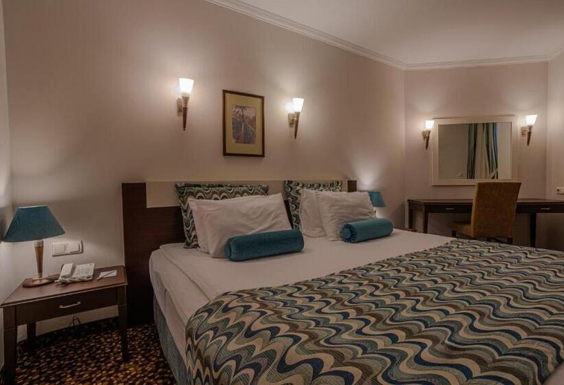 هتل Best Western Plus Khan