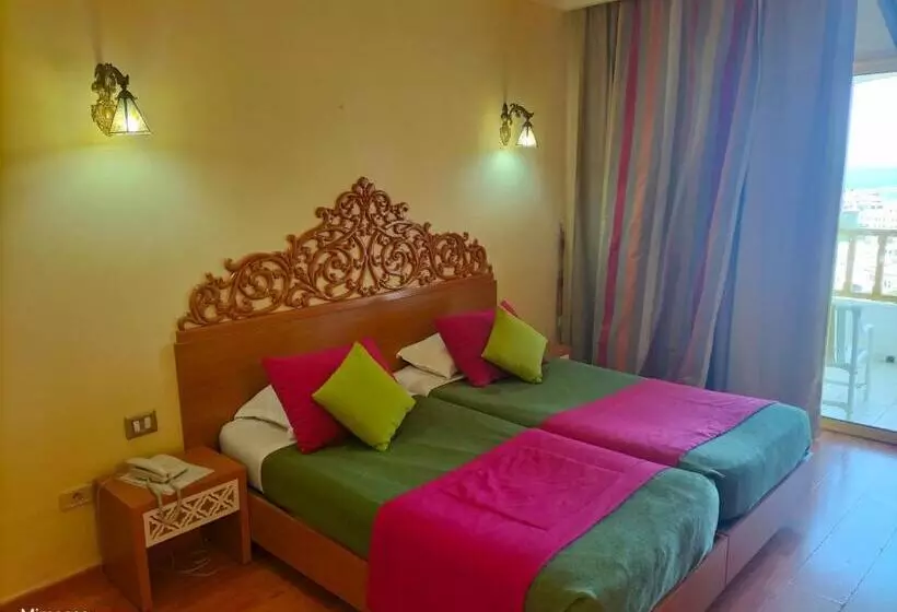 Отель Les Mimosas Tabarka