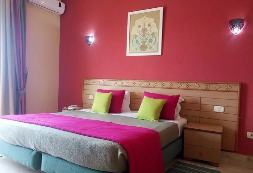 Отель Les Mimosas Tabarka