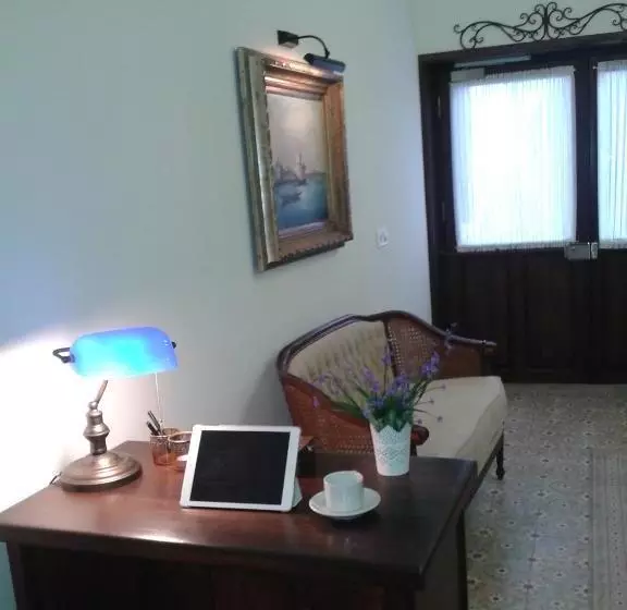 هتل Maison Bahar Suites &