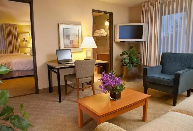 فندق Silver Cloud Inn  Bellevue Downtown