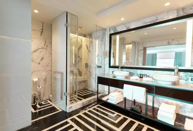 ホテル The Marmara Taksim