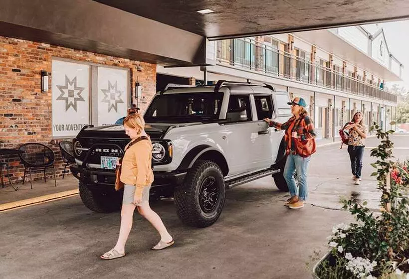 Maverick Hotel Eugene Near University, Ascend Hotel Collection