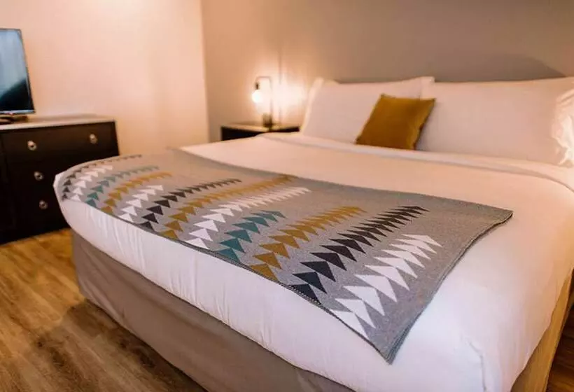 Maverick Hotel Eugene Near University, Ascend Hotel Collection