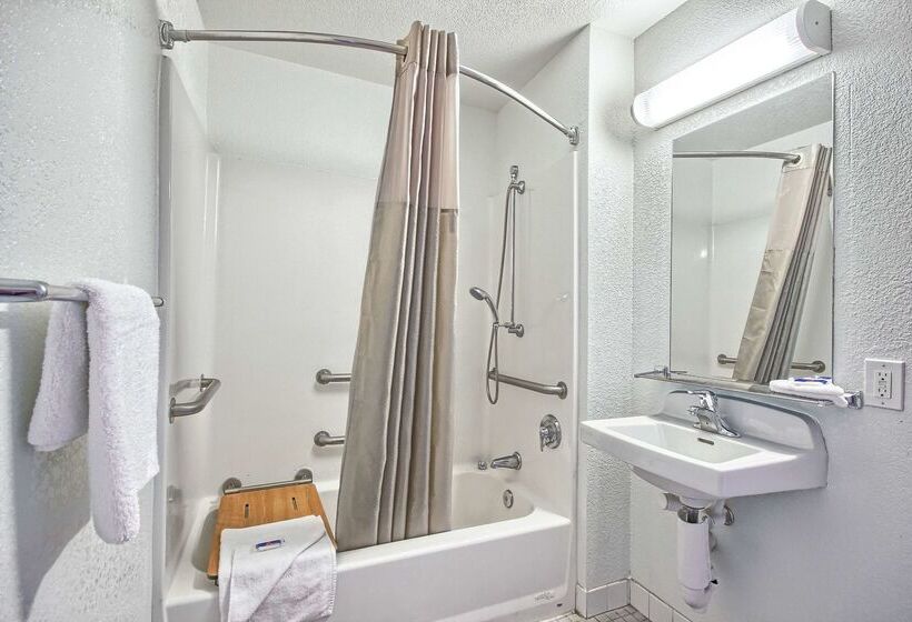 Motel 6fresno, Ca Blackstone South