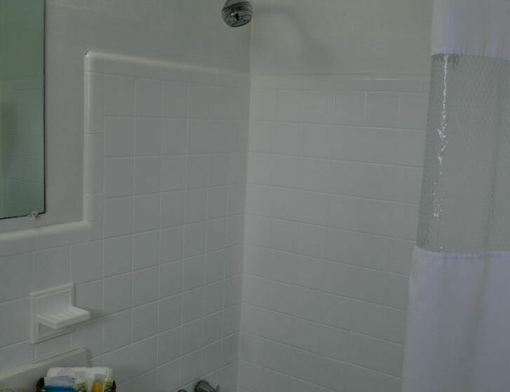 استراحتگاه Days Inn Ft. Lauderdale Bahia Cabana