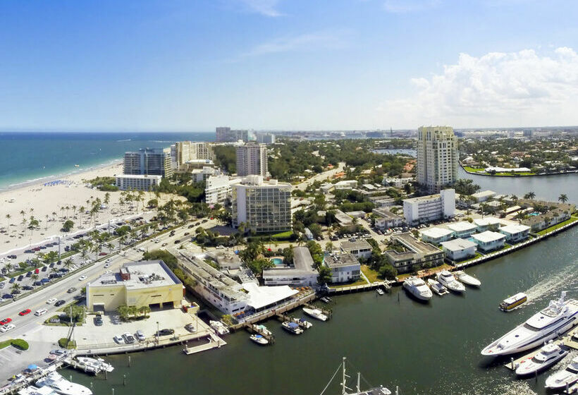 استراحتگاه Days Inn Ft. Lauderdale Bahia Cabana