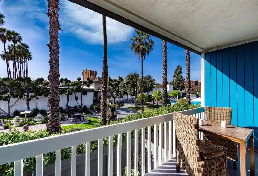 The Anaheim Hotel
